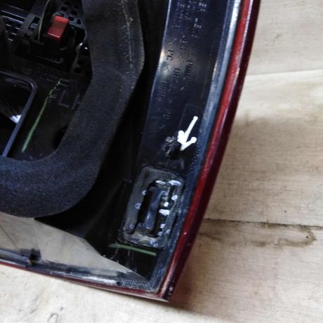 fonar-zadnii-levyi-volkswagen-jetta-vi-art-105954-big-6