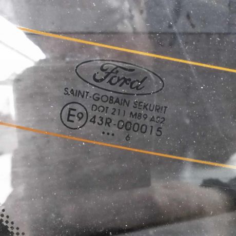 steklo-zadnee-ford-focus-2-dorestailing-sedan-art-106023-big-2