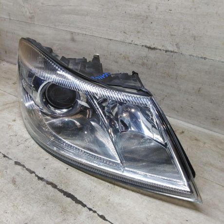 fara-peredniaia-pravaia-skoda-octavia-a5-art-106077-big-2