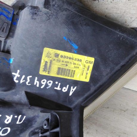 fara-peredniaia-pravaia-opel-meriva-a-art-106078-big-4