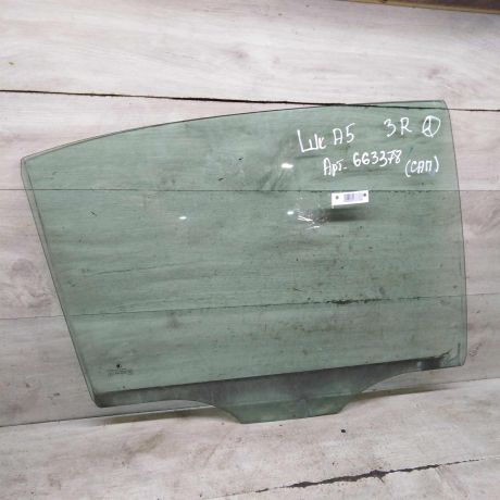 steklo-dveri-zadnee-pravoe-skoda-octavia-a5-art-106201-big-0