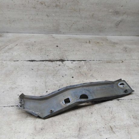 kronstein-fary-pravyi-audi-100-c4-art-106235-big-2