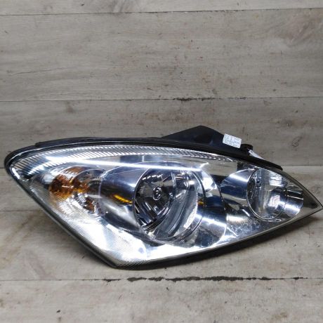 fara-peredniaia-pravaia-kia-ceed-i-art-106588-big-1