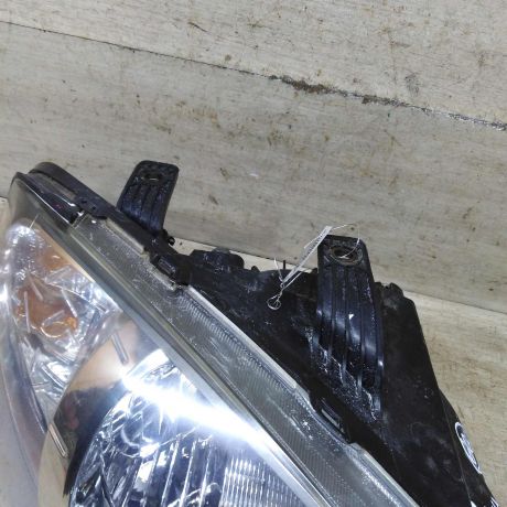 fara-peredniaia-pravaia-chevrolet-lacetti-xetcbek-art-106597-big-1