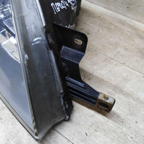 fara-peredniaia-pravaia-chevrolet-lacetti-xetcbek-art-106597-big-6