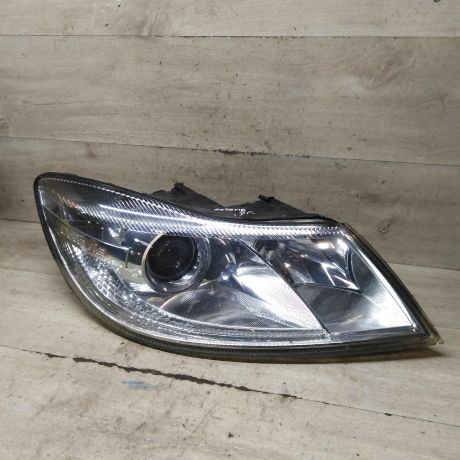 fara-peredniaia-pravaia-skoda-octavia-a5-restailing-art-106776-big-0