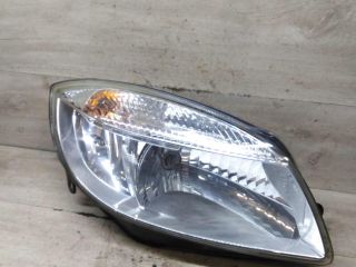 fara-peredniaia-pravaia-skoda-fabia-ii-do-rest-art-106815