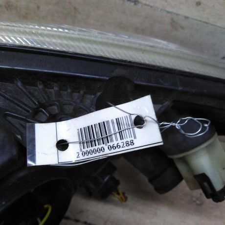 fara-peredniaia-pravaia-skoda-fabia-ii-do-rest-art-106815-big-4