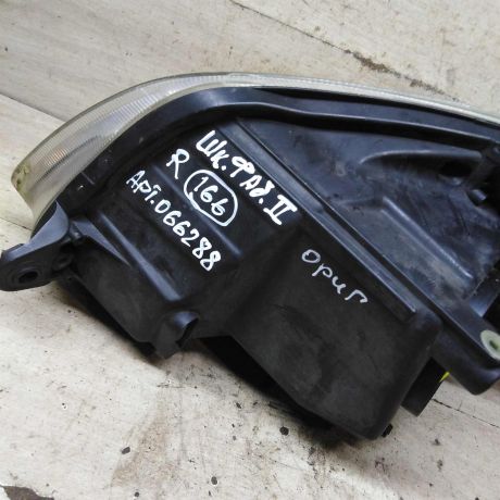 fara-peredniaia-pravaia-skoda-fabia-ii-do-rest-art-106815-big-1