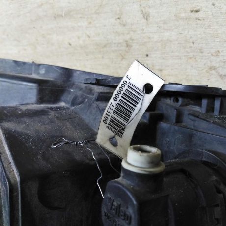 fara-peredniaia-pravaia-renault-megane-ii-restailing-art-106844-big-3