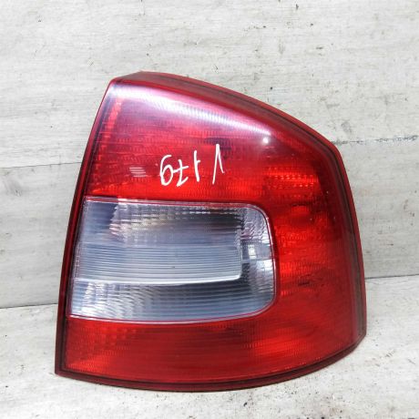 fonar-zadnii-pravyi-skoda-octavia-a5-restailing-xetcbek-art-106929-big-0