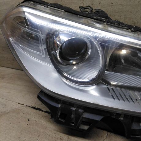 fara-peredniaia-pravaia-renault-megane-ii-defekt-art-107448-big-2