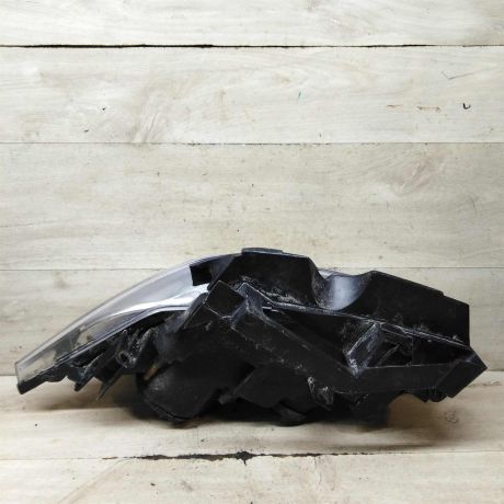 fara-peredniaia-pravaia-renault-megane-ii-defekt-art-107448-big-9