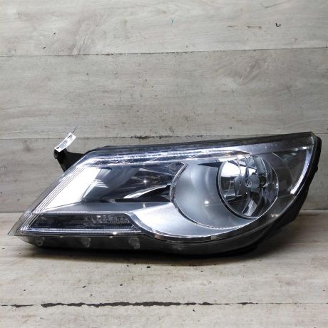 fara-peredniaia-levaia-volkswagen-tiguan-i-defekt-art-107505-big-3