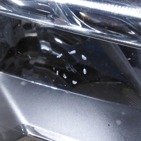 fara-peredniaia-pravaia-volkswagen-tiguan-i-art-107538-big-8