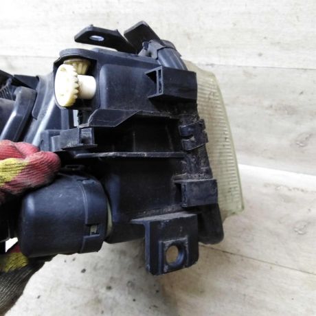 fara-pravaia-audi-a4-b5-do-rest-vaieo-art-107724-big-5