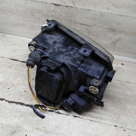 fara-pravaia-audi-a4-b5-do-rest-vaieo-art-107724-big-6