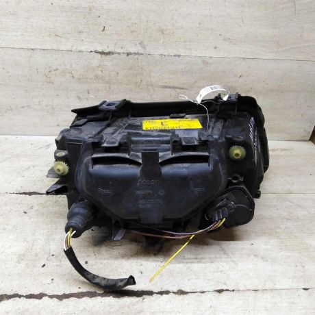 fara-levaia-audi-a4-b5-do-rest-bosch-trexzonnaia-art-107725-big-6