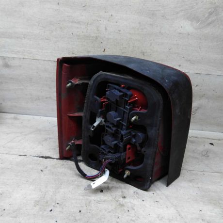 fonar-zadnii-pravyi-volkswagen-passat-b5-gp-universal-art-107726-big-5