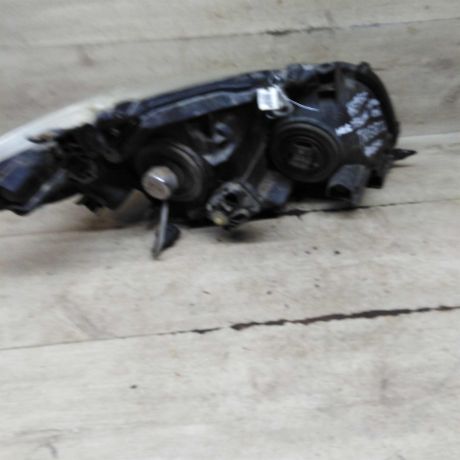 fara-peredniaia-levaia-toyota-corolla-x-e140-e150-defekt-art-107774-big-5