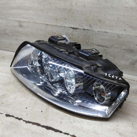 fara-peredniaia-levaia-audi-a4-b6-art-107897-big-4