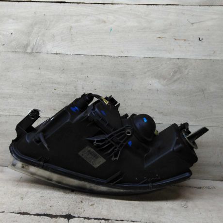 fara-peredniaia-pravaia-volkswagen-passat-b5-gp-art-107952-big-4