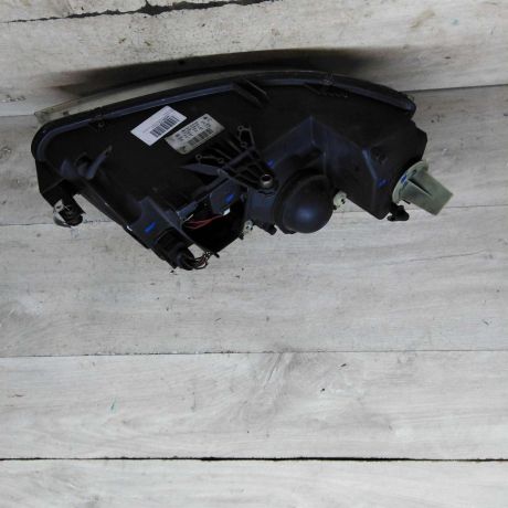 fara-peredniaia-levaia-volkswagen-passat-b5-gp-art-107953-big-8