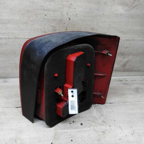fonar-zadnii-levyi-volkswagen-passat-b5-universal-art-107977-big-3