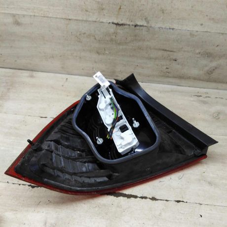 fonar-zadnii-pravyi-ford-focus-2-art-107984-big-6