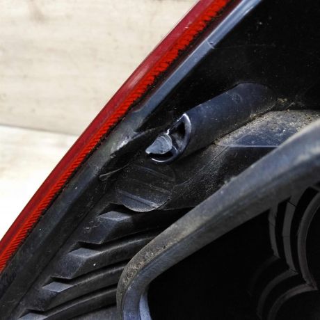 fonar-zadnii-pravyi-ford-focus-2-art-107984-big-8