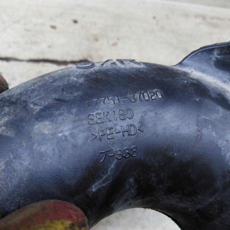 zabornik-vozduxa-patrubok-toyota-corolla-x-e140-e150-art-107992-big-4