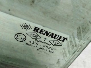 fortocka-zadniaia-pravaia-renault-megane-2-sedan-art-108011