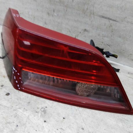 fonar-zadnii-levyi-ford-focus-2-kabriolet-defekt-art-108106-big-0