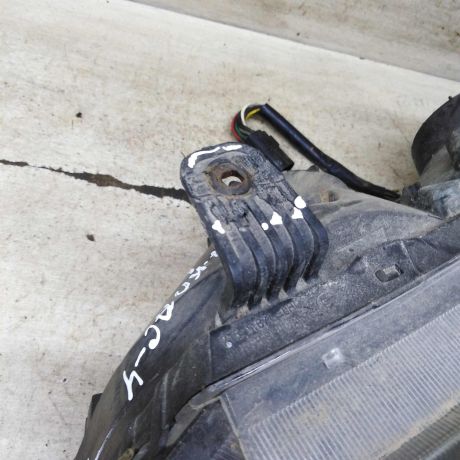 fara-peredniaia-levaia-nissan-almera-classic-defekty-art-108429-big-6