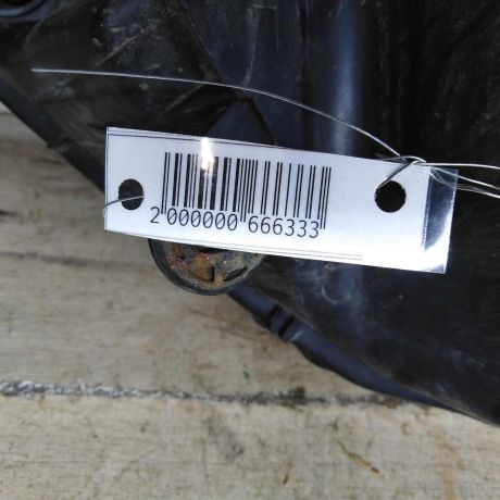 fara-peredniaia-levaia-renault-logan-i-restailing-defekty-art-108431-big-6