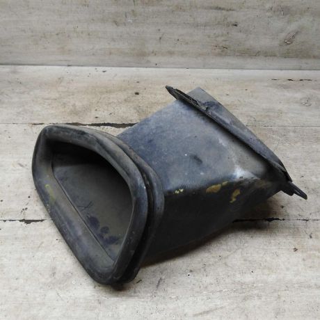 zabornik-vozduxa-naruznyi-volkswagen-transporter-t4-art-108434-big-3