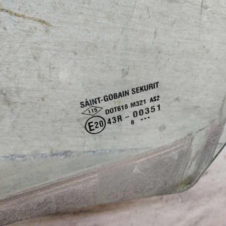 steklo-dveri-zadnee-levoe-renault-sandero-i-art-108467-big-1