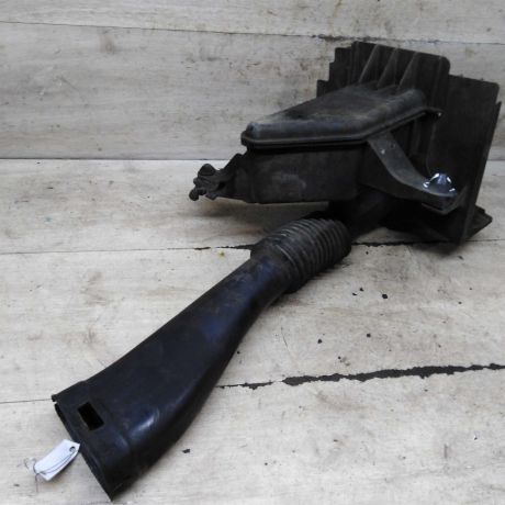 zabornik-vozduxa-mazda-3-bk-art-108780-big-4