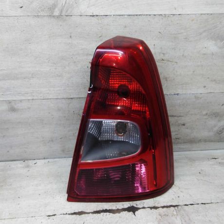 fonar-zadnii-pravyi-defekt-renault-logan-i-art-108898-big-2