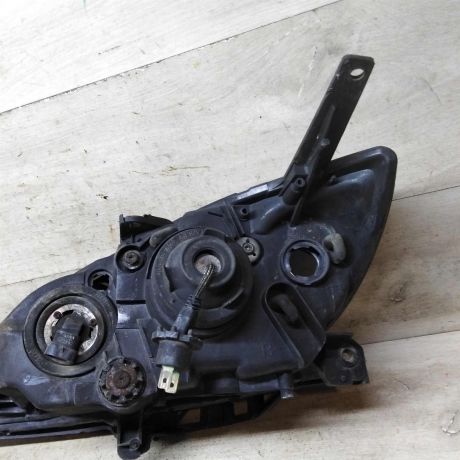 fara-peredniaia-pravaia-mazda-3-bk-art-109105-big-4