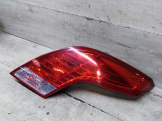 fonar-zadnii-pravyi-kryski-bagaznika-ford-focus-2-kabriolet-art-109391