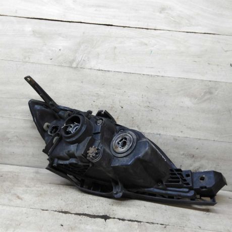 fara-levaia-mazda-3-bk-xetcbek-defekt-art-109555-big-2