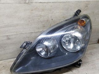 fara-peredniaia-pravaia-opel-zafira-b-defekt-kronstein-art-109856