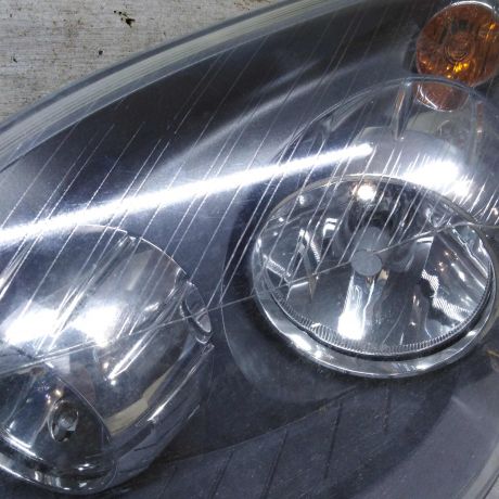 fara-peredniaia-pravaia-opel-zafira-b-defekt-kronstein-art-109856-big-9