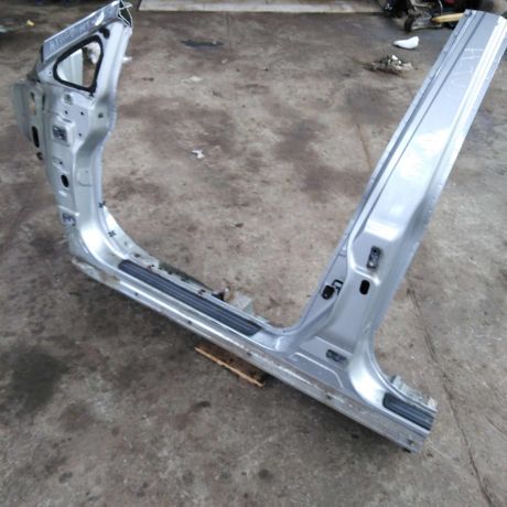 porog-levyi-stoika-nissan-tiida-i-art-110028-big-0