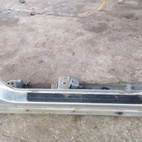 porog-pravyi-stoika-nissan-tiida-i-art-110029-big-6