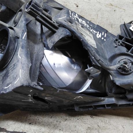 fara-pravaia-nissan-tiida-i-defekty-art-110045-big-7