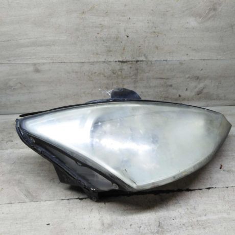 fara-peredniaia-pravaia-ford-focus-1-rest-art-110146-big-9