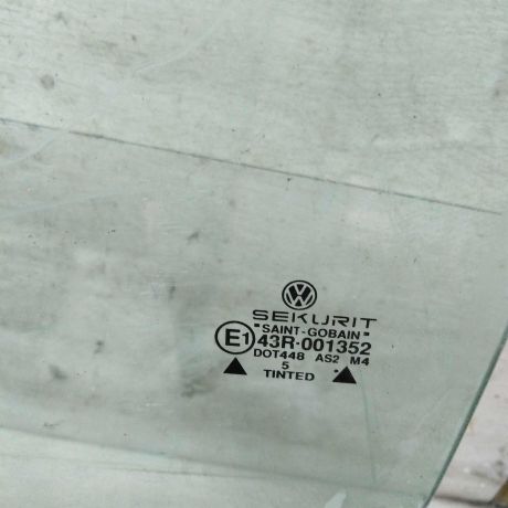 steklo-dveri-zadnee-levoe-universal-volkswagen-passat-b4-art-110269-big-1