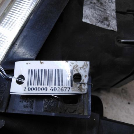 fara-peredniaia-pravaia-volkswagen-golf-4-art-110281-big-2